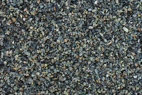 Kamenclub.ru: Щебень крошка зеленый (змеевик) фр. 40-70 мм.  купить в Кемерово мрамор змеевик зеленый, салатовый щебень декоративный 8000 руб/т   фото КАМЕНЬ КЛУБ