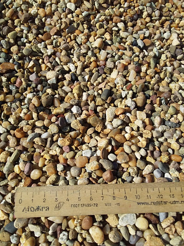 Kamenclub.ru: Галька окат (серо-желтая) фр.5-10 мм. купить  в Кемерово галька речная рыжий, желтый, рыжий, серо-желтый речная окатанная галька декоративная 5000 руб/т   фото КАМЕНЬ КЛУБ
