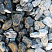 Kamenclub.ru: Щебень галтованный черный (мрамор) фр. 50-100 мм.  купить в Кемерово мрамор черный с белыми прожилками щебень ландшафтный мраморный 15000 руб/т   фото КАМЕНЬ КЛУБ