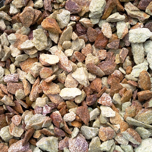 Kamenclub.ru: Щебень крошка желтый (ЗЛАТОЛИТ) фр. 20-40 мм.  купить в Кемерово златолит бежевый, золотистый, желтый декоративная каменная крошка 10800 руб/т   фото КАМЕНЬ КЛУБ