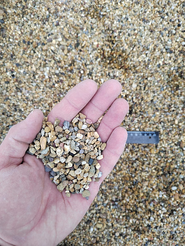 Галька речная окат (рыжая) фр.3-5 мм купить в Кемерово 