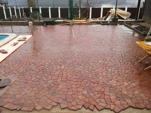 Kamenclub.ru: Песчаник брусчатка (Готика) art PSK-L-01  купить в Кемерово    2600 руб/кв.м    фото КАМЕНЬ КЛУБ