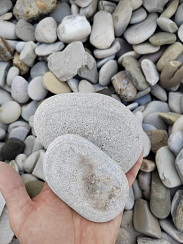 Галька черноморская фр. 50-100 мм.  купить в Кемерово фото Камень Клуб