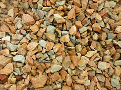 Kamenclub.ru: Щебень крошка желтый (ЗЛАТОЛИТ) фр. 3-5 мм.  купить в Кемерово златолит золотистый, бежевый, желтый мрамор 12 000 руб/т   фото КАМЕНЬ КЛУБ