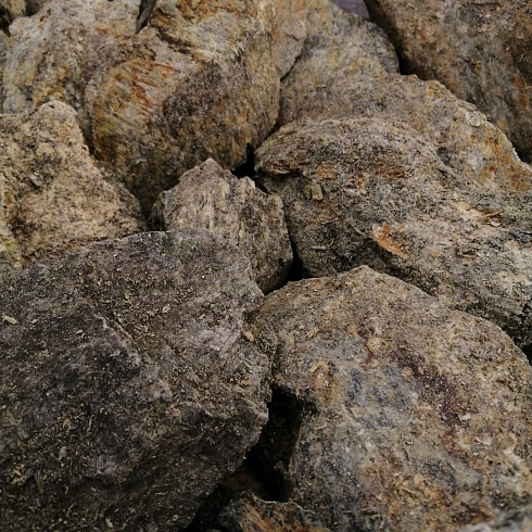 фото Змеевик салатовый  (фр. 70-100 мм)  купить в Кемерово в интернет-портале КАМЕНЬ КЛУБ