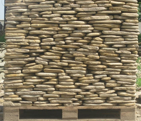 Kamenclub.ru: Песчаник пластушка галтованный желтый с рисунком (3 см)  купить в Кемерово плитняк - пластушка желтый песчаник 21000 руб/м3   фото КАМЕНЬ КЛУБ