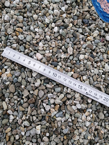 Kamenclub.ru: Галька речная окат (серая) фр.5-10 мм купить  в Кемерово галька речная серая, серый, темно-серый, светло-серый, коричневый речная окатанная галька декоративная ландшатфная 5000 руб/т   фото КАМЕНЬ КЛУБ