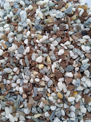 Kamenclub.ru: Мраморная крошка (щебень крошка микс: белый-зеленый-розовый) фр. 5-10 мм  купить в Кемерово мрамор белый, зеленый, розовый, разноцветный, молочный декоративная ландшафтная мраморная крошка 9500 руб/т   фото КАМЕНЬ КЛУБ