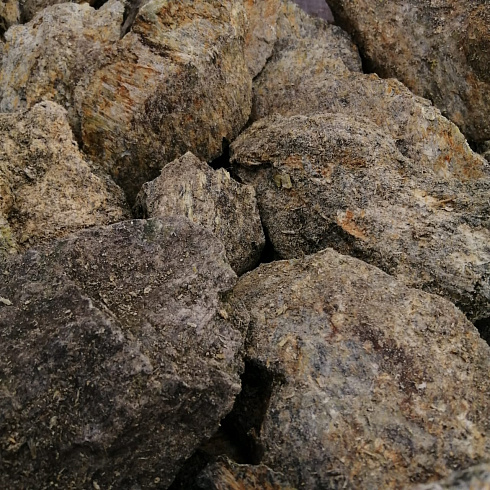 фото Змеевик салатовый  (фр. 70-100 мм)  купить в Кемерово в интернет-портале КАМЕНЬ КЛУБ