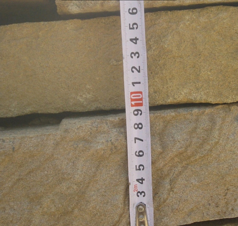 Kamenclub.ru: Песчаник пластушка желтый с рисунком (7-15 см)  купить в Кемерово плитняк - пластушка - бут желтый песчаник 10200 руб/м3   фото КАМЕНЬ КЛУБ