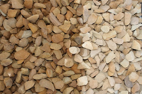 Kamenclub.ru: Щебень крошка желтый (песчаник) фр. 20-40 мм.  купить в Кемерово песчаник бежевый рыжий каменная крошка песчаника 9500 руб/т   фото КАМЕНЬ КЛУБ