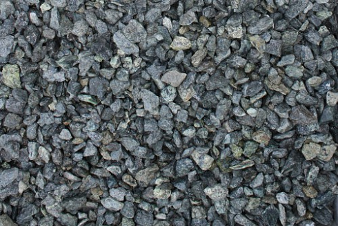 Kamenclub.ru: Щебень крошка зеленый (змеевик) фр. 3-5 мм  купить в Кемерово камень змеевик зеленый, салатовый светло-зеленый мраморная каменная декоративная крошка 9000 руб/т   фото КАМЕНЬ КЛУБ