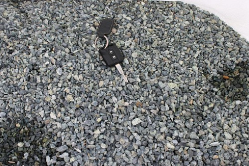 Kamenclub.ru: Щебень крошка зеленый (змеевик) фр. 5-10 мм  купить в Кемерово змеевик зеленый, салатовый ландшафтный декоративный щебень крошка 7 200 руб/т   фото КАМЕНЬ КЛУБ