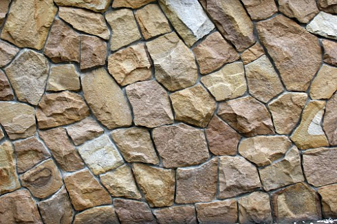 Kamenclub.ru: Песчаник колотый для облицовки (фр. 2-3 см)  купить в Кемерово песчаник бежевый серый рыжий песчаник строительный 5000 руб/т   фото КАМЕНЬ КЛУБ