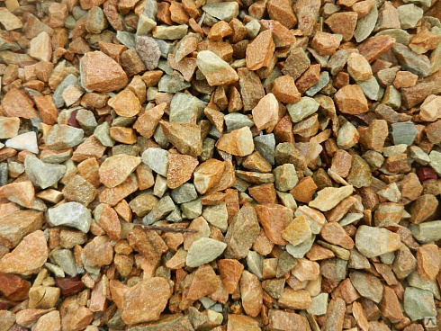 Kamenclub.ru: Щебень крошка желтый (ЗЛАТОЛИТ) фр. 40-70 мм.  купить в Кемерово златолит мрамор бежевый, золотистый, желтый декоративный щебень  12000 руб/т   фото КАМЕНЬ КЛУБ