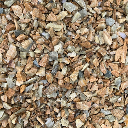 Kamenclub.ru: Щебень крошка желтый (ЗЛАТОЛИТ) фр. 10-20 мм.  купить в Кемерово златолит бежевый, золотистый, желтый каменная декоративная крошка щебня златолита 10800 руб/т   фото КАМЕНЬ КЛУБ