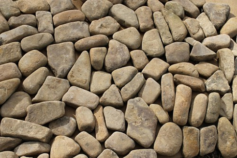 Kamenclub.ru: Песчаник брусчатка  купить в Кемерово    5 500 руб/т   фото КАМЕНЬ КЛУБ