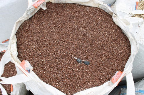 Kamenclub.ru: Мраморная крошка (щебень крошка розовый) фр. 5-10 мм.  купить в Кемерово мрамор розовый, красный щебень колотый ландшафтный декоративный  11000 руб/т   фото КАМЕНЬ КЛУБ