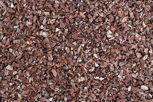 Kamenclub.ru: Мраморная крошка (щебень крошка розовый) фр. 5-10 мм.  купить в Кемерово мрамор розовый, красный щебень колотый ландшафтный декоративный  11000 руб/т   фото КАМЕНЬ КЛУБ