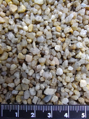 Кварцевый песок для площадок фр. 2-5 мм.  купить в Кемерово фото Камень Клуб